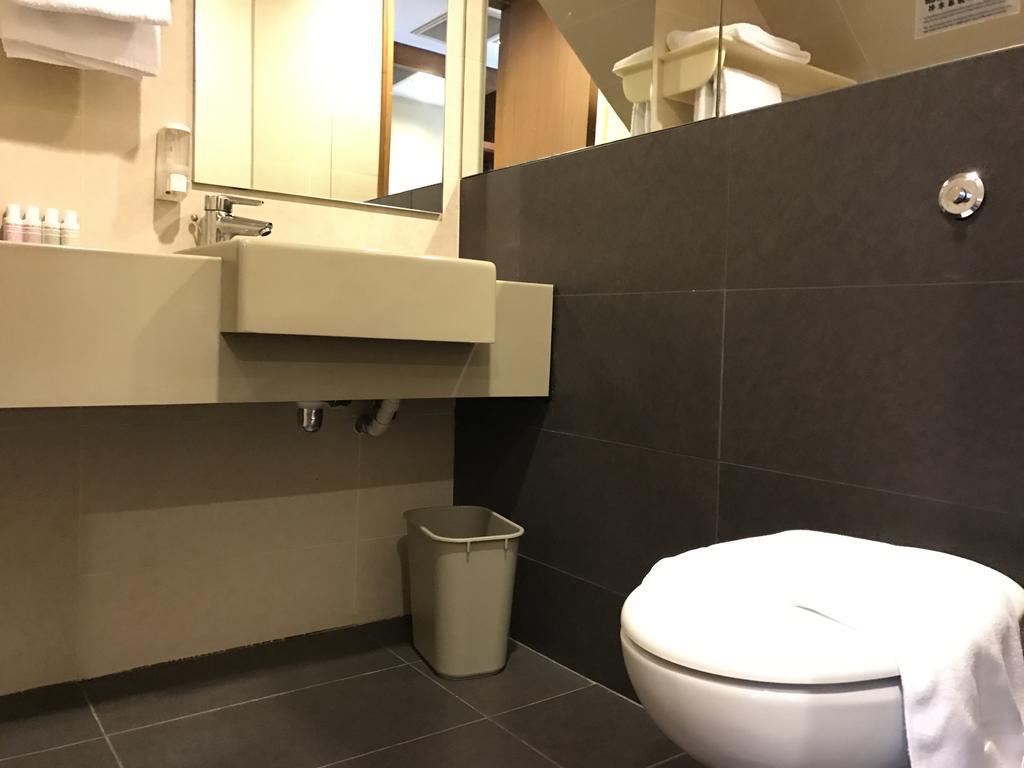 Roof Garden Suite Queen